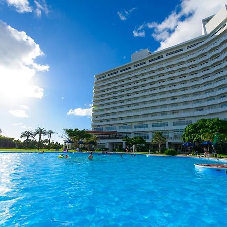 Royal Hotel Okinawa Zanpamisaki Йомитан Экстерьер фото