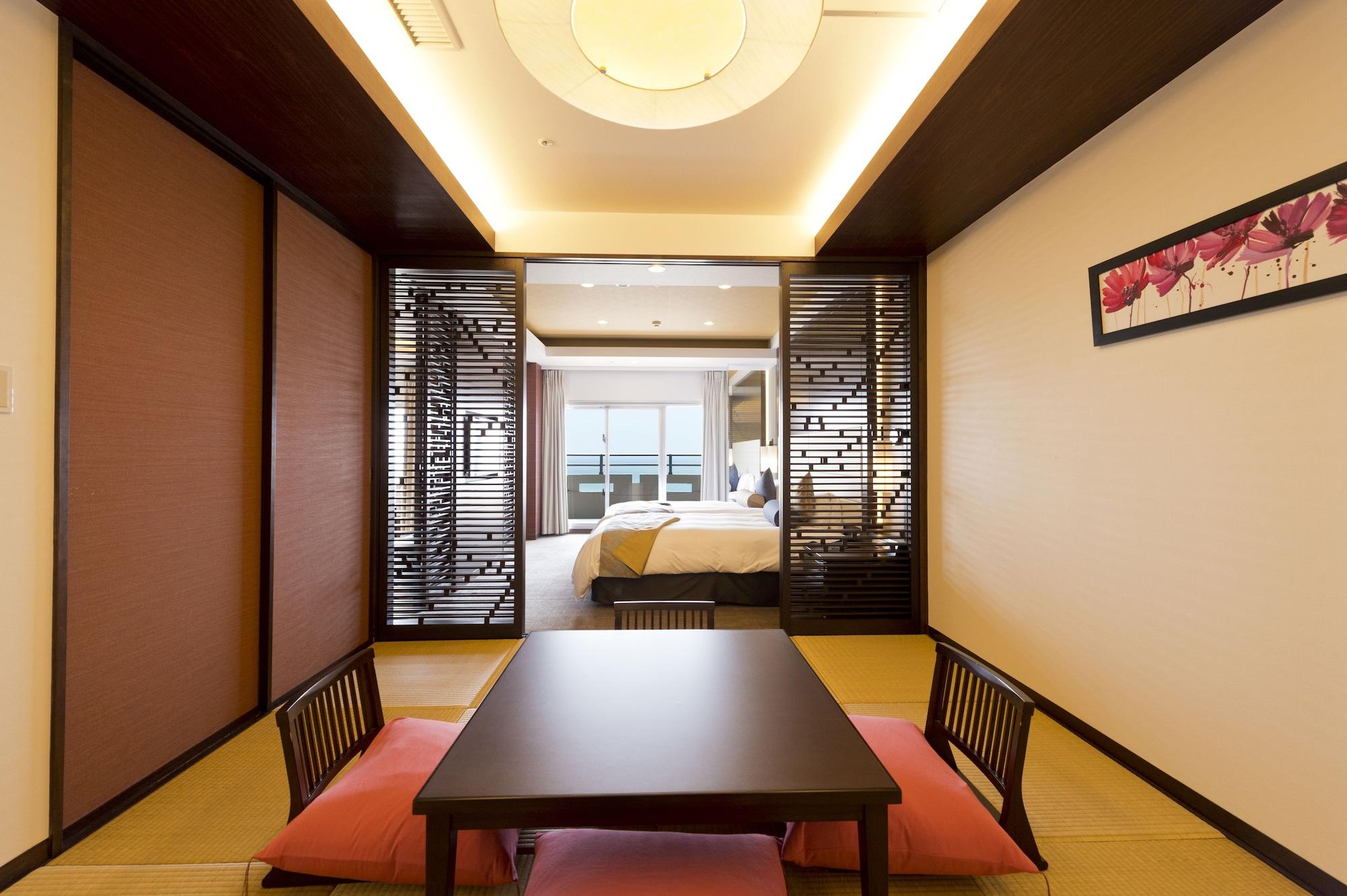 Royal Hotel Okinawa Zanpamisaki Йомитан Экстерьер фото