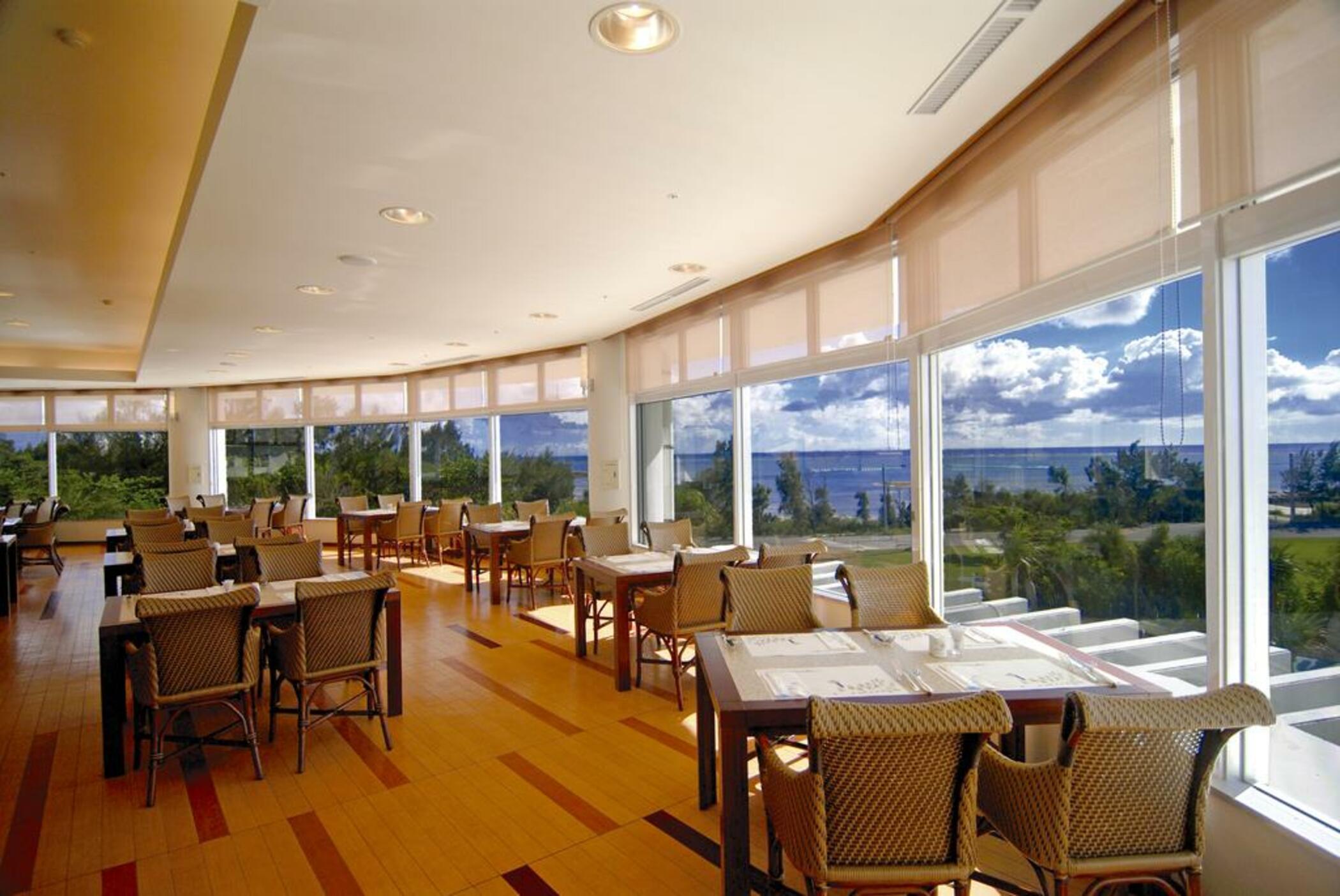 Royal Hotel Okinawa Zanpamisaki Йомитан Экстерьер фото
