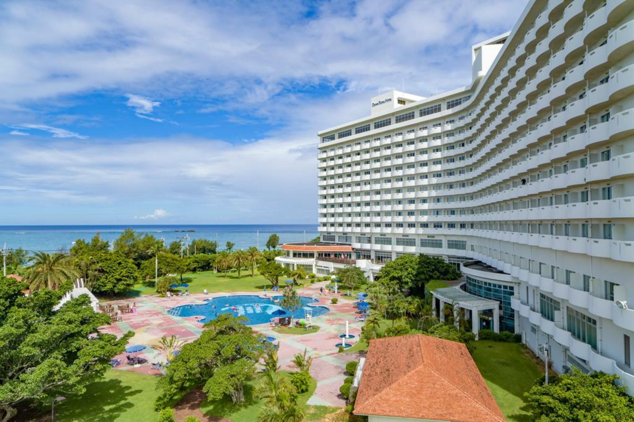 Royal Hotel Okinawa Zanpamisaki Йомитан Экстерьер фото